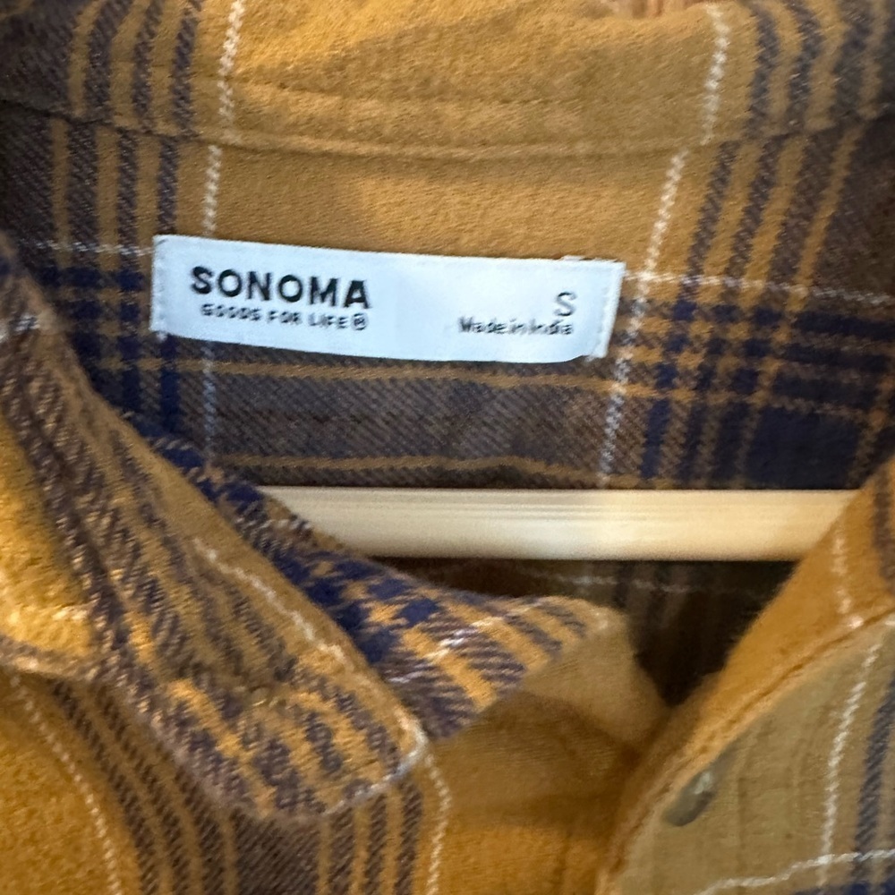 NWT! Sonoma Men's Casual Checkered Shirt - Mustard and Navy - Picture 4 of 4